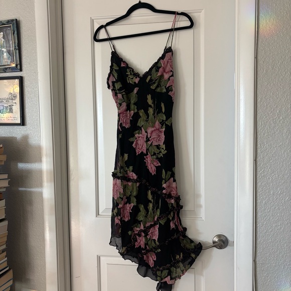 Betsey Johnson Dresses & Skirts - Betsy Johnson Vintage 100% silk rose printed slip dress siz 8 asymmetrical hem